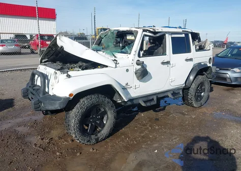 2014 Jeep Wrangler Unlimited Rubicon z USA, uszkodzony, nr VIN 1C4BJWFGXEL265737